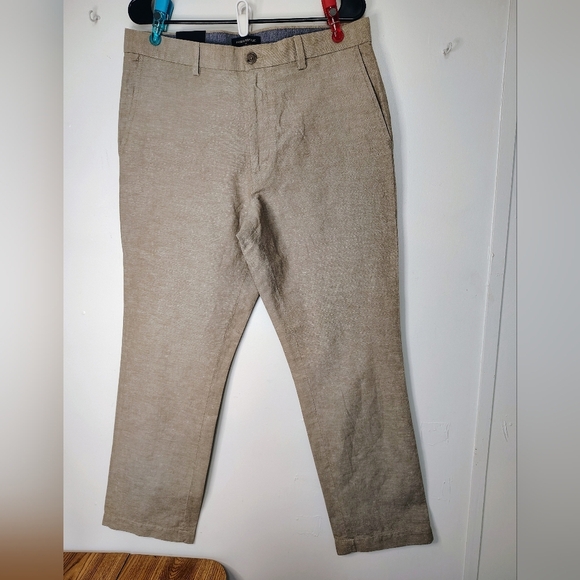 Banana Republic Men's Aiden Chino Slim Leg Linen High Rise Pants sz 34x30, Tan. - Picture 3 of 16